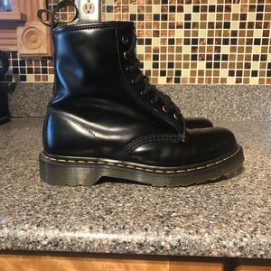 doc martens 4160